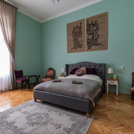 Eclectic Luxury & Spacious 2Br Ac Apt In Center Budapest Exteriör bild