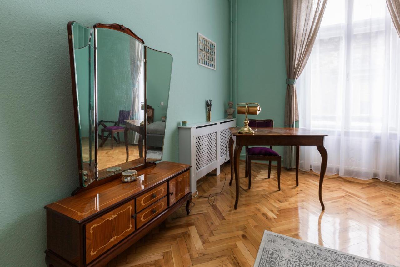 Eclectic Luxury & Spacious 2Br Ac Apt In Center Budapest Exteriör bild