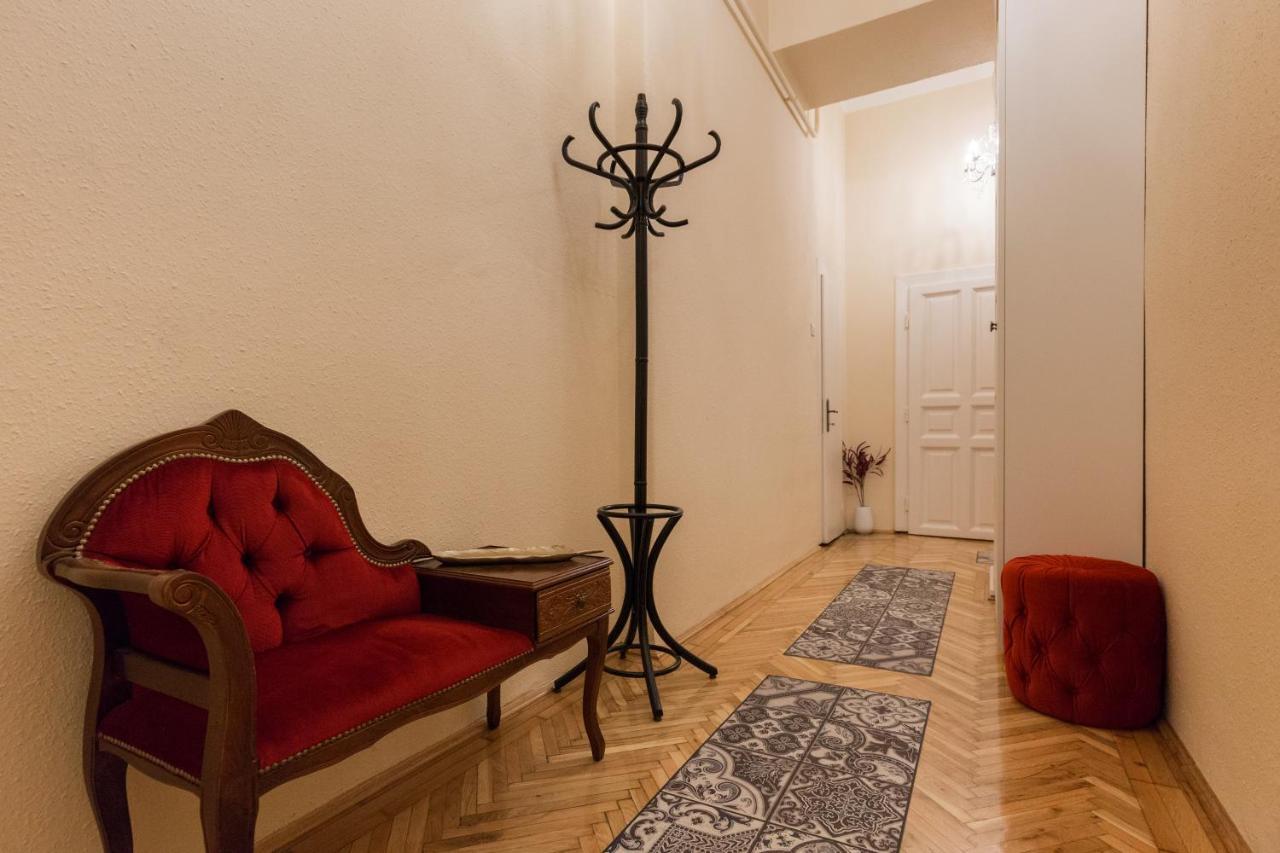 Eclectic Luxury & Spacious 2Br Ac Apt In Center Budapest Exteriör bild